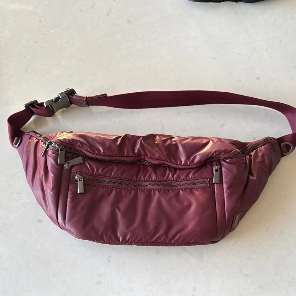 Caraa Maroon Belt Bag with Zippered Pockets - Picture 1 of 12